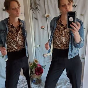 BCBGMaxazria • Silk Leopard V-neck Button Down Blouse